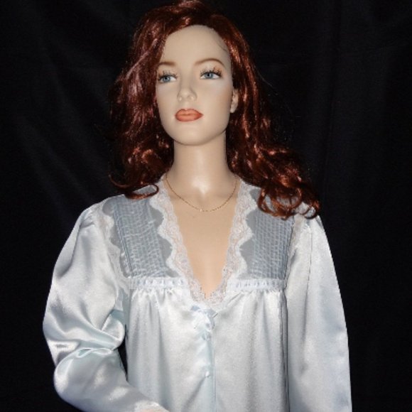 Vintage 90's Ice Blue Satin Barbizon Robe - Picture 5 of 7